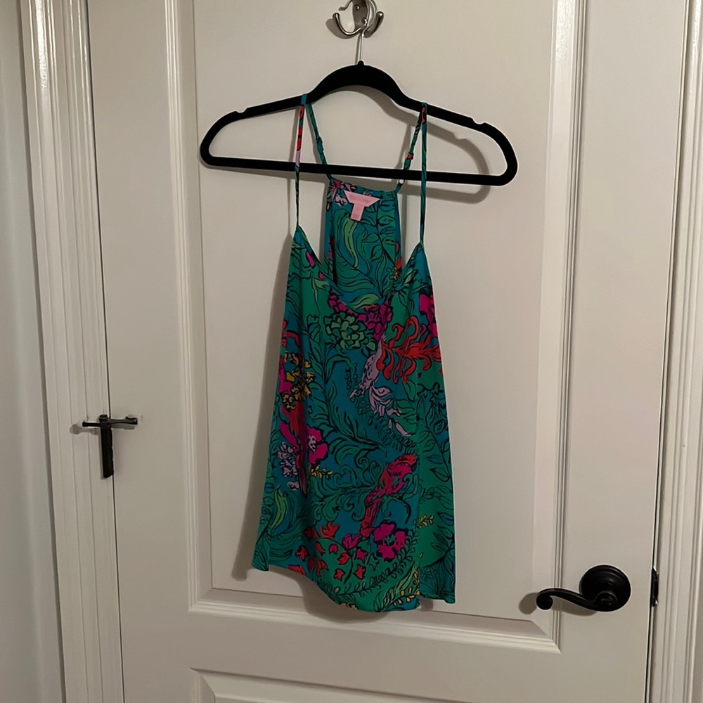 Lilly Pulitzer silk tank in shake ya tail feather size L vguc